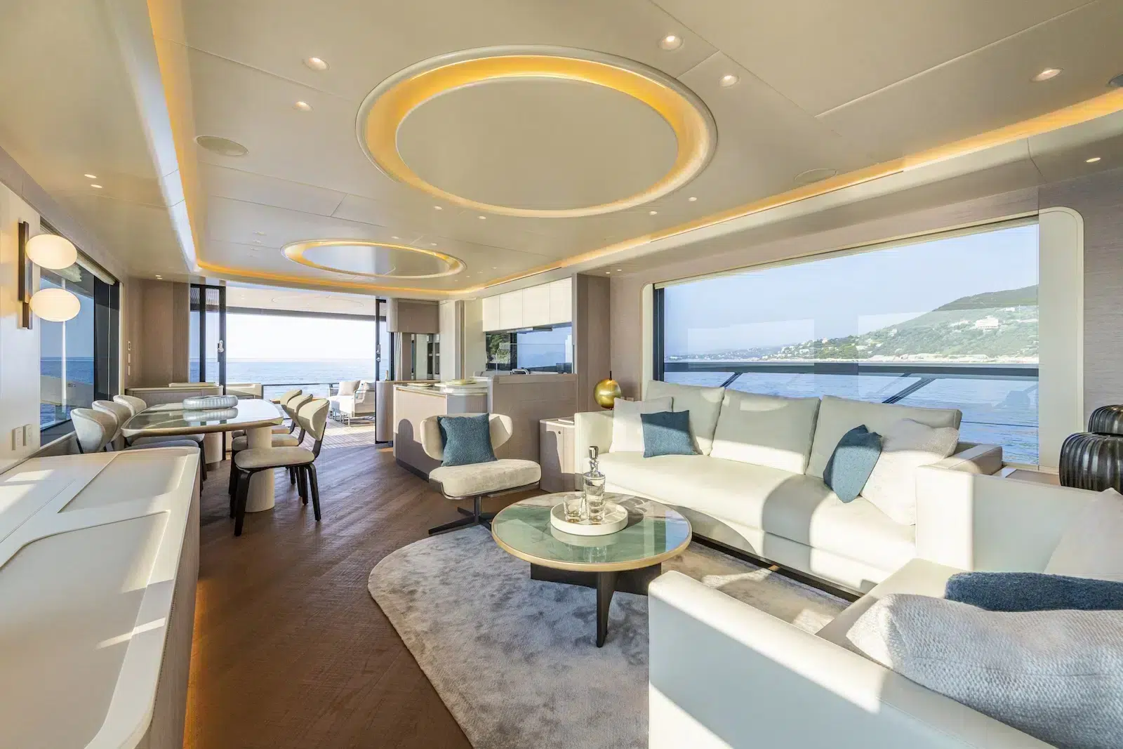 Navetta-70-Absolute-Main-Deck-and-saloon-6