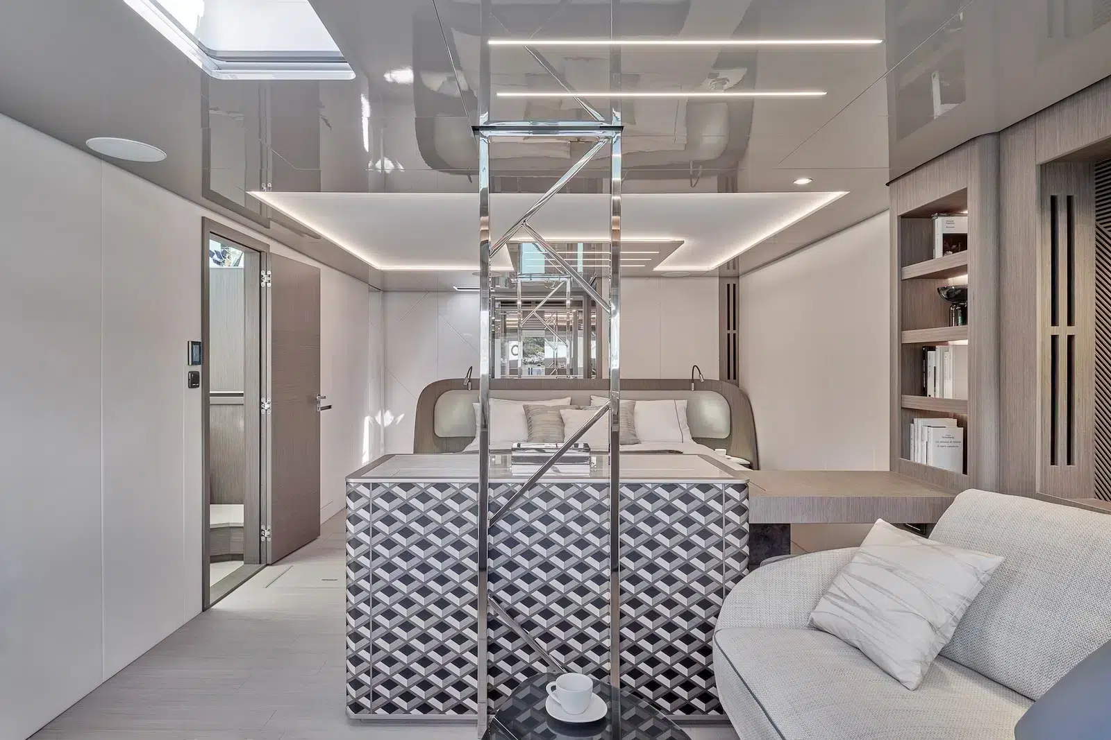 PRESTIGE-M8-Master-Suite-1