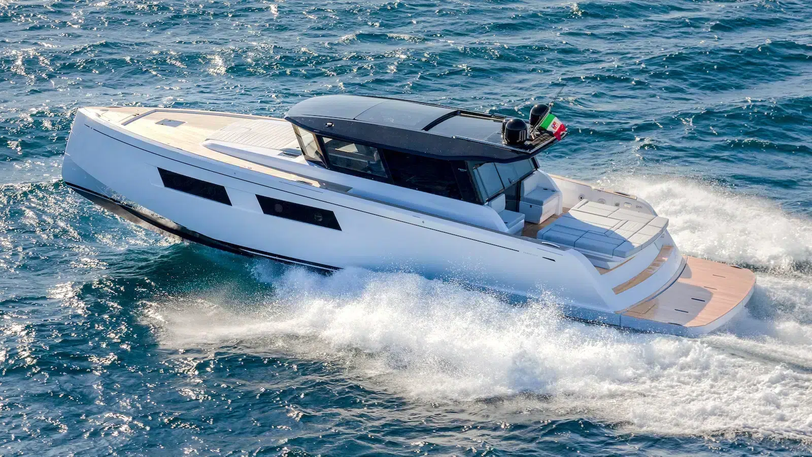 Pardo-GT52-running-4